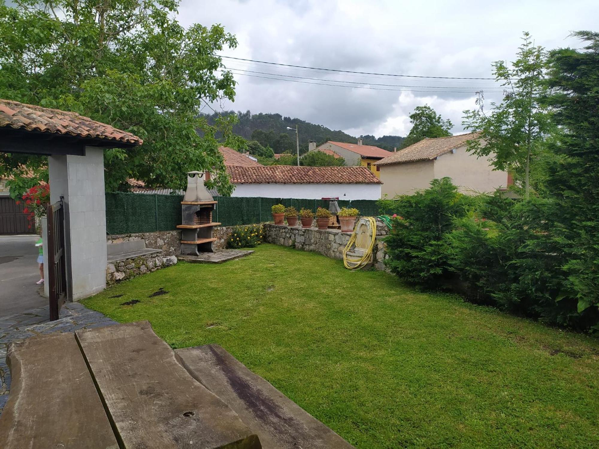 Gran Pedroso De Llanes Villa Exteriör bild